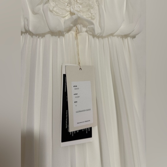 Lillian West NWT Bohemian Wedding Dress 66005 size 6 - Picture 7 of 14